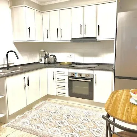 Grande Apartamento A 150 Metros De La Playa